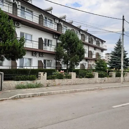 Tiara Guest house Costinesti
